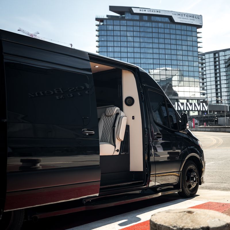 8 Passenger VIP Sprinter Reservation Deposit